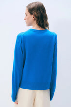Load image into Gallery viewer, White & Warren Cashmere V Neck Sweater