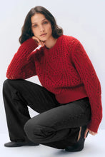 Load image into Gallery viewer, White & Warren Cashmere Blend Crewneck Sweater