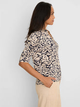 Load image into Gallery viewer, Nic + Zoe Contrast Swirl Top