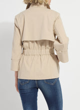 Load image into Gallery viewer, Lysse Dakota Cotton Cropped Trench