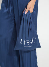 Load image into Gallery viewer, Lysse The Packable Pleated Palazzo Pant