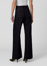 Load image into Gallery viewer, Joe`s Jeans The Mia Wide Leg