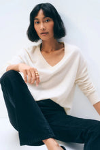 Load image into Gallery viewer, White &amp; Warren Cashmere V Neck Sweater
