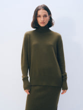 Load image into Gallery viewer, White &amp; Warren Oversized Standneck Sweater

