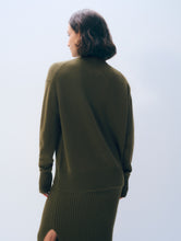 Load image into Gallery viewer, White &amp; Warren Oversized Standneck Sweater
