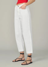 Load image into Gallery viewer, Joe`s Jeans The Wilder Relaxed Barrel
