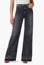 Load image into Gallery viewer, Joe`s Jeans Mia Highrise Wide Leg
