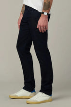 Load image into Gallery viewer, Joe's Jeans The Brixton Straight &amp; Narrow Jean
