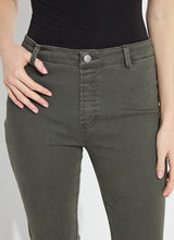 Load image into Gallery viewer, Lysse Ankle Estelle Everyday Flare Denim
