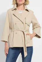 Load image into Gallery viewer, Lysse Dakota Cotton Cropped Trench
