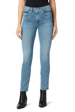 Load image into Gallery viewer, Joe`s Jeans The Luna Crop
